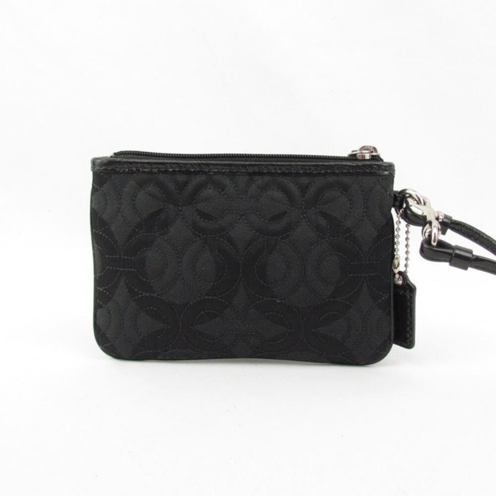 Coach Quilted Black Wristlet w/Hangtag - Picture 3 of 6